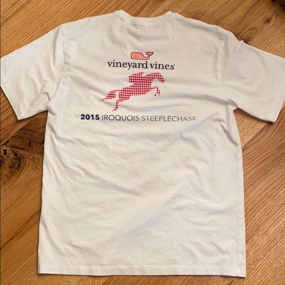 Vineyard Vines Other - steeplechase 2015 ~ vineyard vines t-shirt